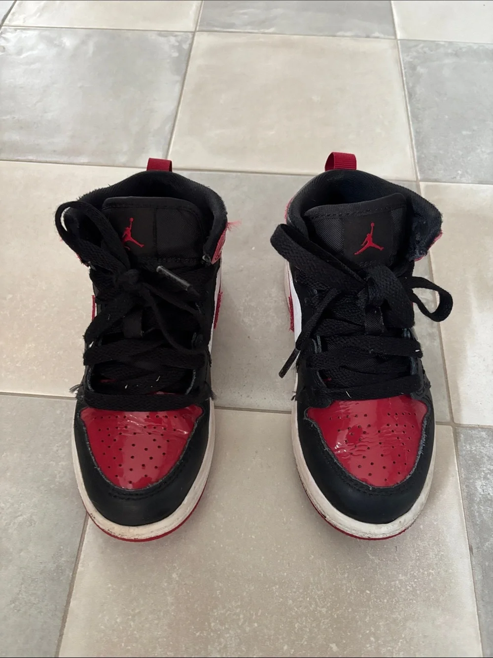 Jordan 1 mid SE 11 toddler Kids High-Top Sneakers in Black, Red, and White
